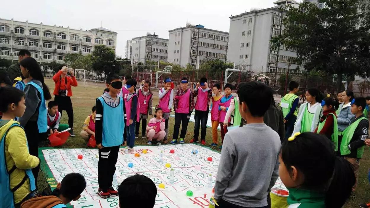 海口景山学校海甸分校�?班拓展训�?.jpg
